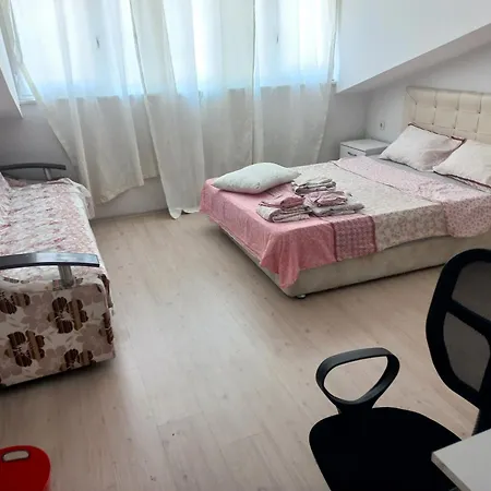Gazde/Camere de închiriat Center House - Double Or Whole *